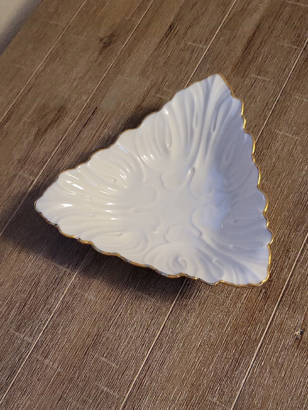 Lenox White Porcelain Triangular  Trinket Dish with 24k Gold Rim